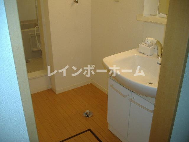 特典：仲介手数料が無料です!!の洗面所