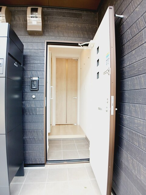 アジュガ・Ⅱの玄関|玄関