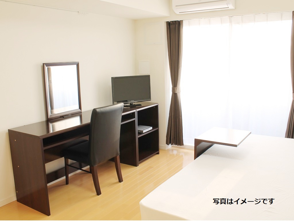 プレール・ドゥーク富士見ヶ丘の内装|明るい室内です