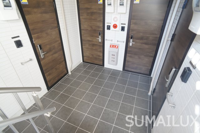 熊本市南区島町１丁目のアパートのロビー