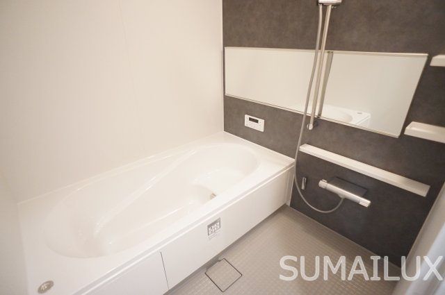 熊本市南区島町１丁目のアパートの浴室