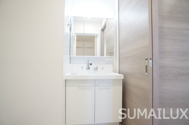 熊本市南区島町１丁目のアパートの独立洗面台