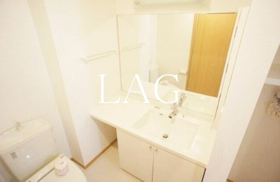 【洗面所】 | フィオリスタ | 洗面台です。