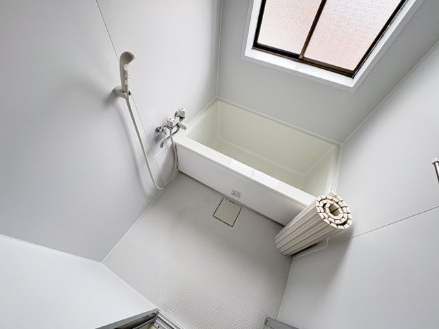 ハイツ石井の浴室