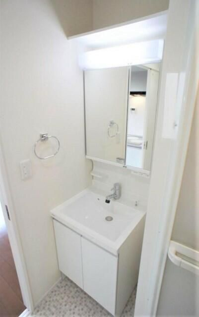 Ｌａ　Ｐｒｉｍａｖｅｒａ　ラ・プリマヴェーラの洗面所|☆スペシャリストなプロ賃貸師が接客対応させていただきます☆