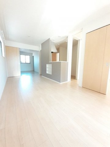 グレイシャスの居間・リビング