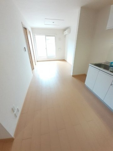 キャトルセゾンの居間・リビング