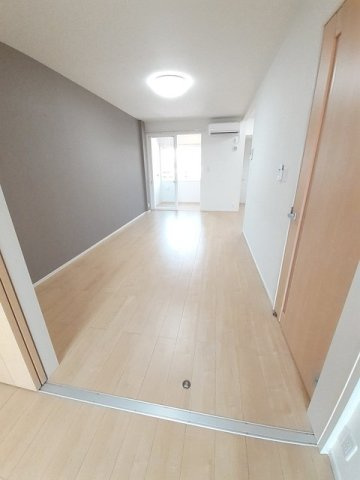 グリッタープレイス　翠の居間・リビング