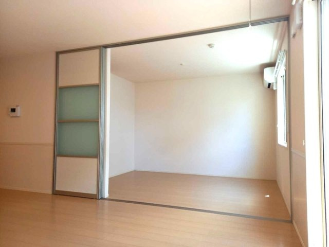 ラ・セーヌの洋室