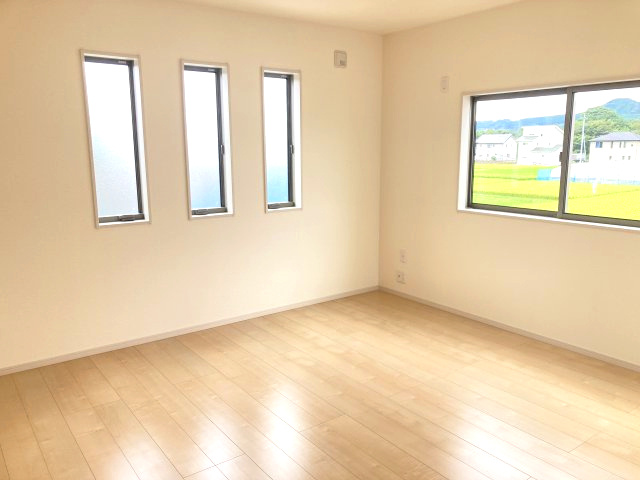 リーブルガーデンＳ第13渋川八木原　1号棟の洋室|2階:洋室1です