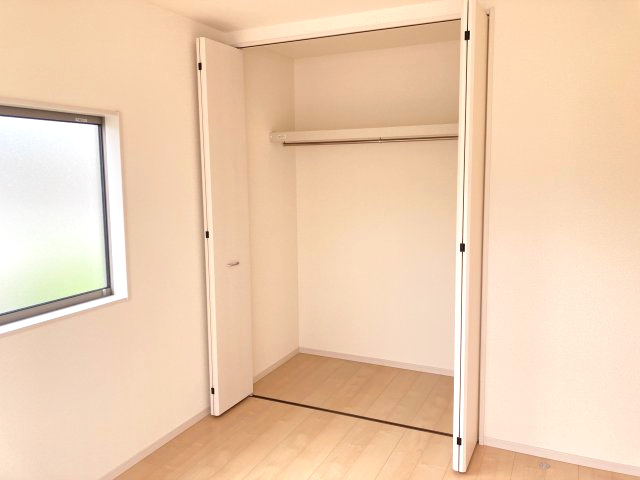 リーブルガーデンＳ第13渋川八木原　1号棟の収納|2階:洋室3収納です