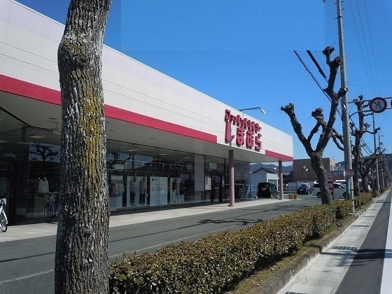 エアリー・コートの周辺