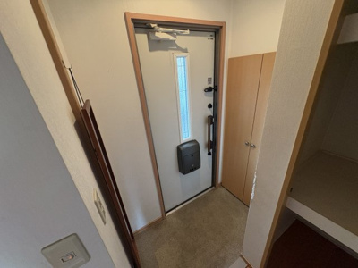 【玄関】 | アルターナ英賀保