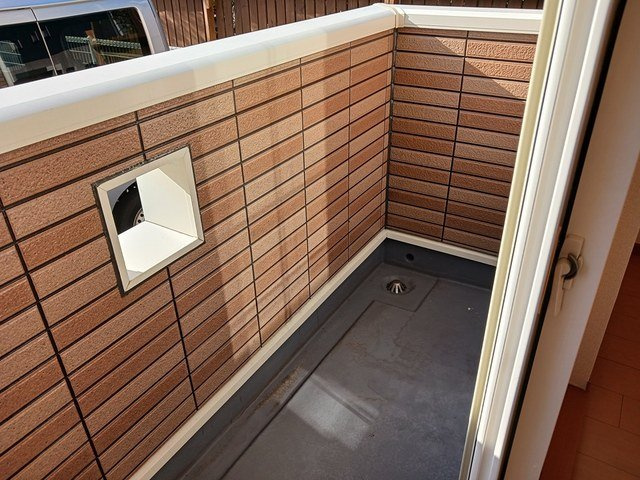 【バルコニー】