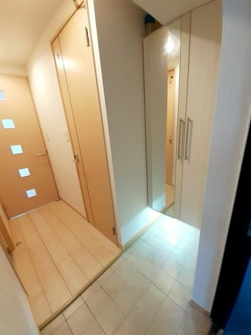 クラシェス新長田の玄関