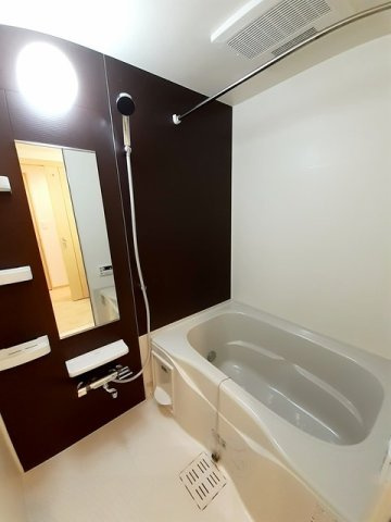 クラシェス新長田の浴室