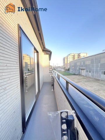 明石市大久保町西島　全1棟　新築戸建のバルコニー|【ホームページに現地動画掲載中】●年中無休：当日予約可●バルコニーの屋根は８万円から設置できます。