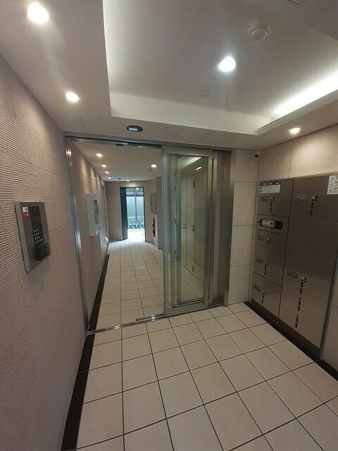 ローズボヌールⅢのエントランス|☆スペシャリストなプロ賃貸師が接客対応させていただきます☆