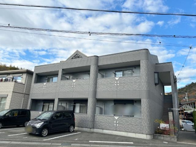 【外観】 | アシュランス | 外観写真（昼）