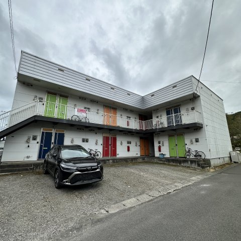 マカロンの駐車場