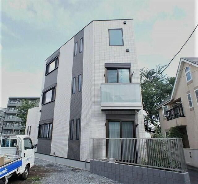 チェリー　アベニュー