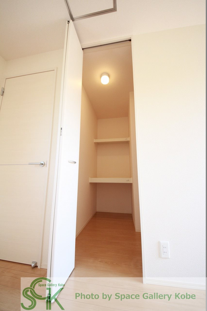 秋定様戸建の収納