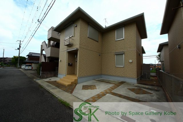 秋定様戸建の外観