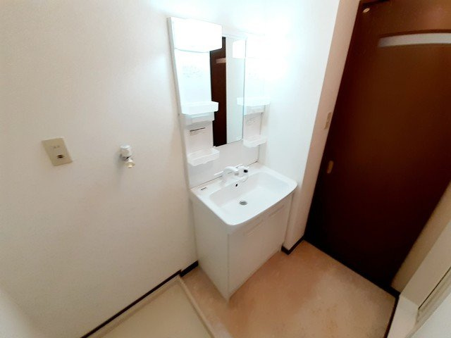 サンセール・エタンの洗面所