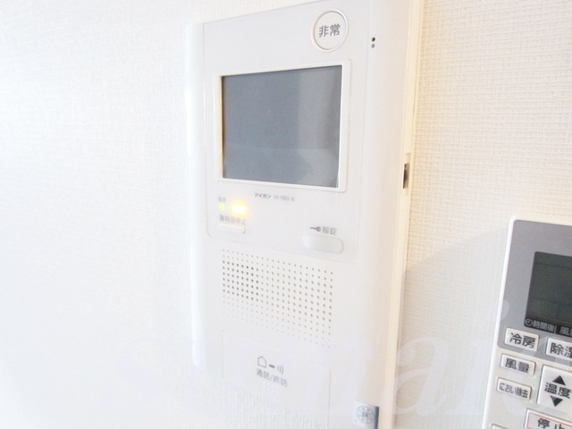 ＤＩＰＳ東十条のセキュリティ|安心のモニター付きインターホンです！