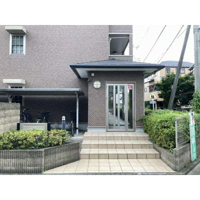 サンハイムテスタのエントランス