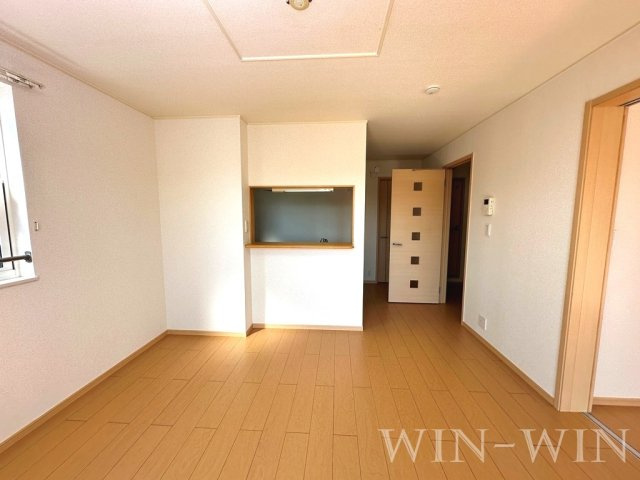 ライラック Bの居間・リビング|イメージ（同建物内別部屋の写真です）