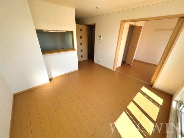 ライラック Bの居間・リビング|イメージ（同建物内別部屋の写真です）