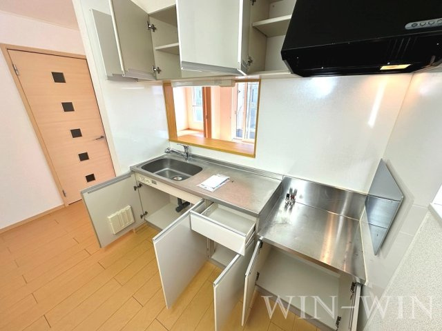 ライラック Bのキッチン|イメージ（同建物内別部屋の写真です）