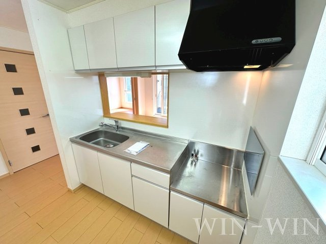 ライラック Bのキッチン|イメージ（同建物内別部屋の写真です）