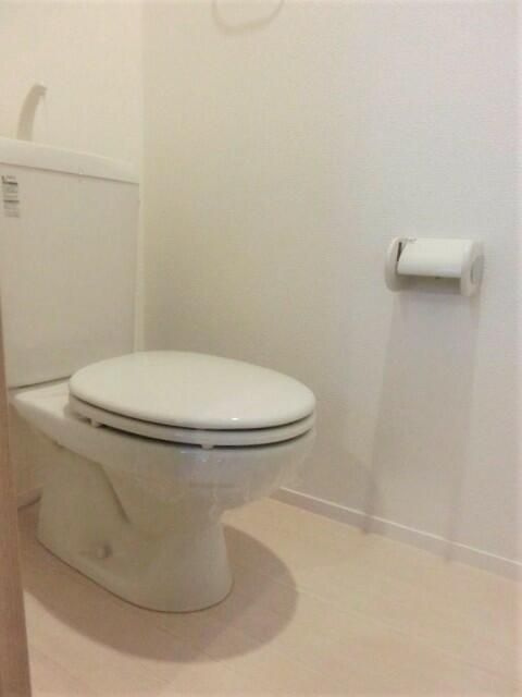 リーフのトイレ|☆スペシャリストなプロ賃貸師が接客対応させていただきます☆