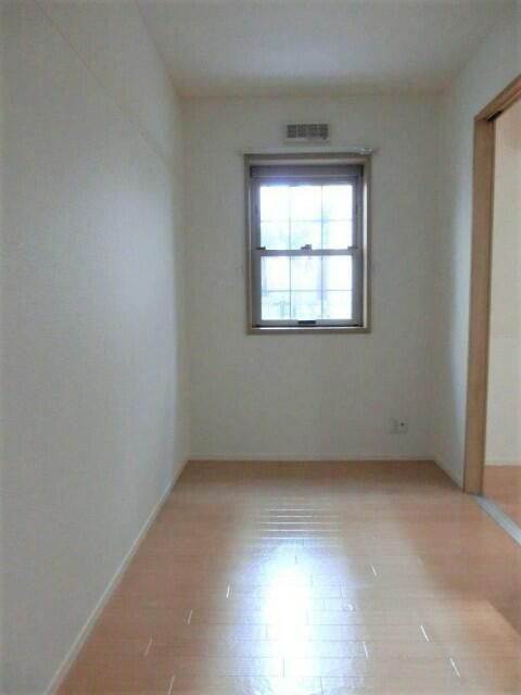 リーフの寝室|☆スペシャリストなプロ賃貸師が接客対応させていただきます☆