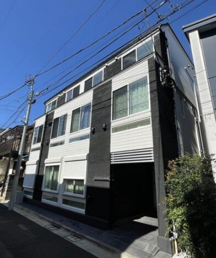 THE ROOM'S 中野本町の外観