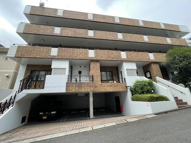 パールコート五月台の外観