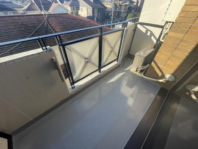 パールコート五月台のバルコニー