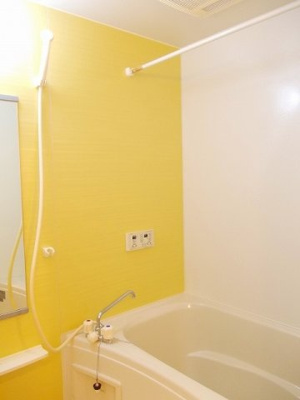 【浴室】 | セイバリーウエスト | コンパクトで使いやすいお風呂です