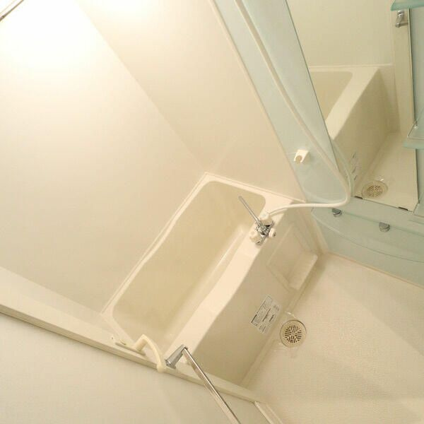 グラストーンズの浴室