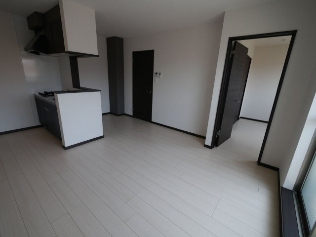 【居間・リビング】 | リテラ井尻南　★プライスホームなら仲介手数料が割引価格です★