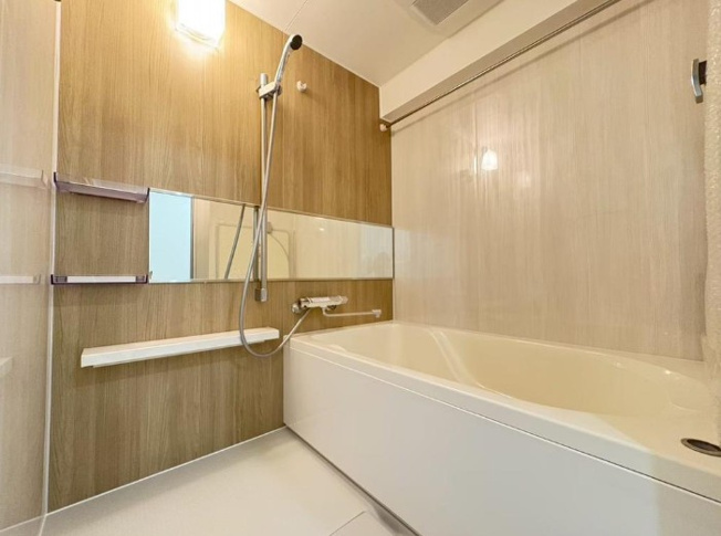 【浴室】 | コスモハイツ小阪　★角部屋・リノベーション | 浴室乾燥機・追い炊き機能付きです♪