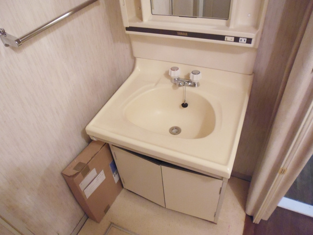 エーデルワイスの洗面所|独立洗面台付き！