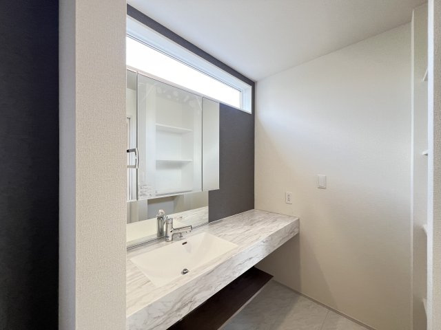 桜井市大福 １号棟 の独立洗面台|おしゃれな洗面化粧台