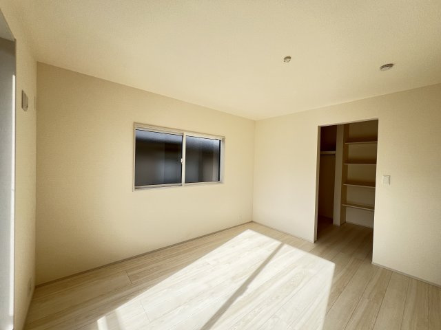 桜井市大福 １号棟 の寝室|寝室にぴったりな洋室7帖