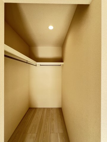 桜井市大福 １号棟 の洋室|ウォークインクローゼット