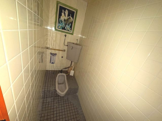 米津町落合 貸店舗・事務所のトイレ