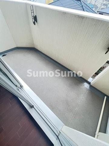 オズレジデンス尼崎のバルコニー