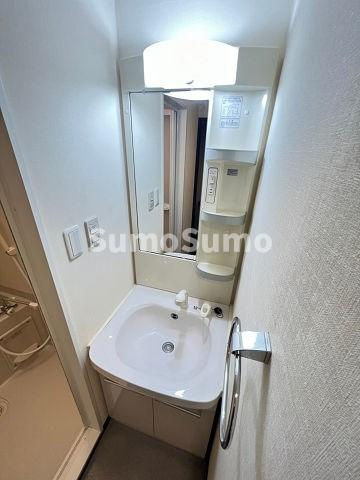 オズレジデンス尼崎の洗面所